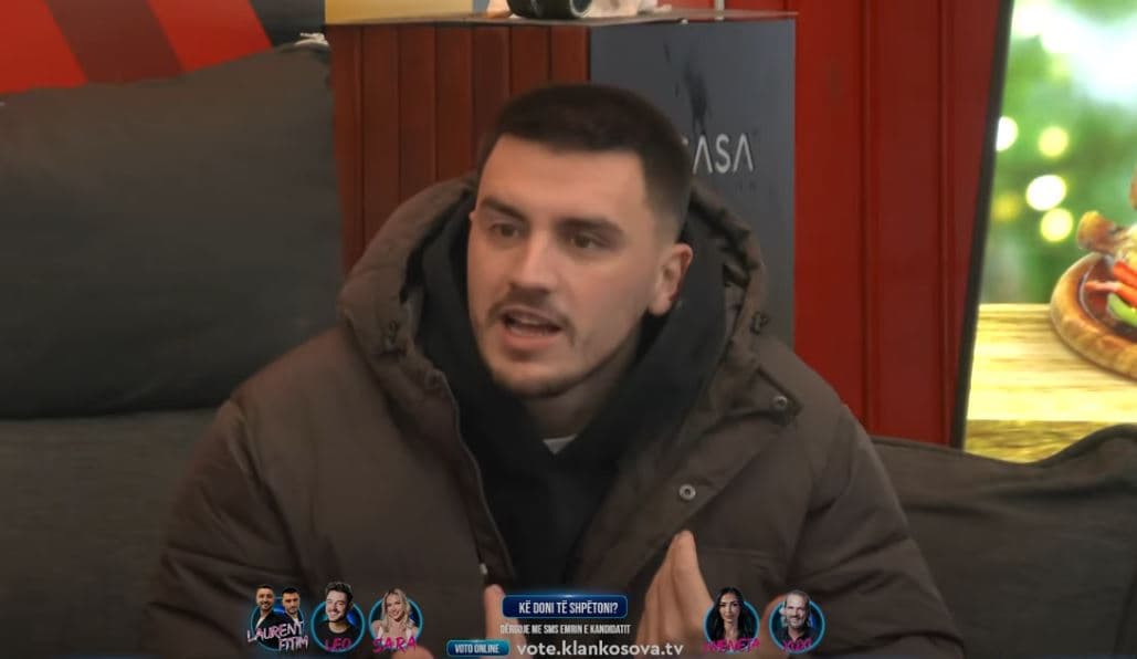 Fitimi i pakënaqur me Sarën për mungesën e dhuratës për festë, Sara tenton të sqarohet (VIDEO)