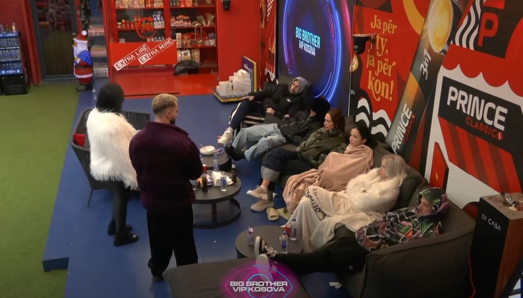 Kush ia hodhi ujin në shtrat Xuxit? - Banorët diskutojnë se kush mund ta ketë bërë (VIDEO)