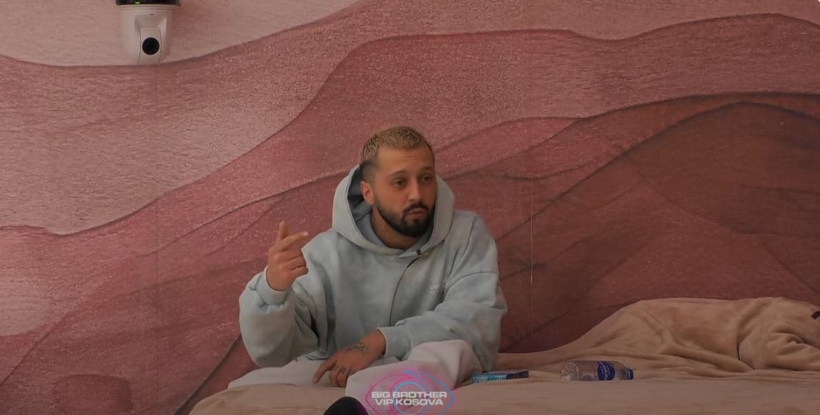 Gjesti për Xhenetën: Nën jorgan jemi prek e betohem, vetë ka dashtë (VIDEO)