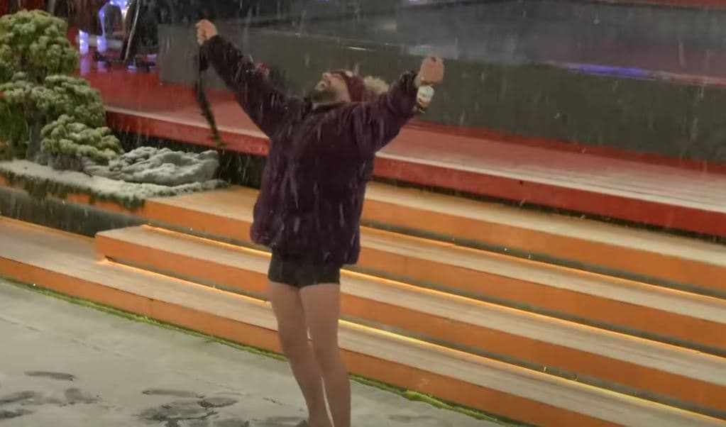 Gjesti krijon momente magjike në oborrin e BBVK3, në orën 4 të mëngjesit (VIDEO)