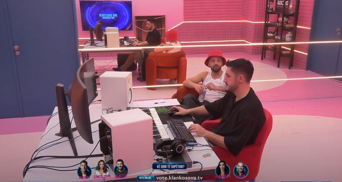 Provat e Gjestit me producentin, në realizimin e këngës në Big Brother (VIDEO)