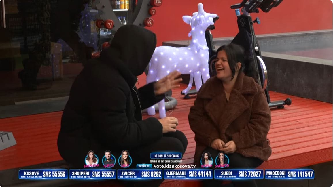 Fitimi e Gresa analizojnë Xuxin duke qeshur me të madhe (VIDEO)