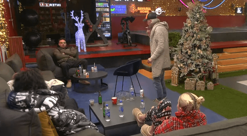 Flasin për Gresën, Arioni pyet Sarën: Si mund të qëndrosh me dikë që e çmon tradhtinë? (VIDEO)