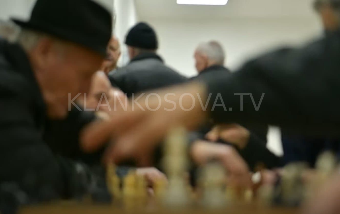 Pensionet kontribut-paguese, Supremja shfuqizon kriterin diskriminues