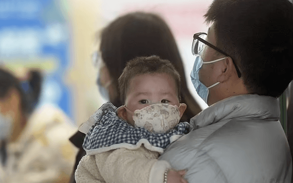 Frika e re nga virusi: Pacientët e mesëm me pneunomi më të rëndë se nga Covid