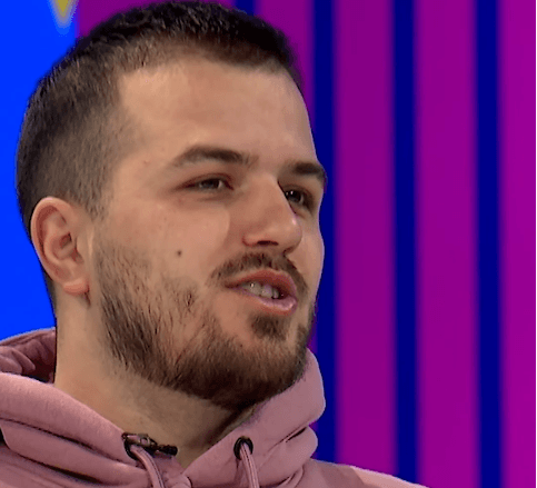 Kajtazi: Gjesti ka thyer çdo barrierë, por duhet t'i falënderohet edhe Xhenetës (VIDEO)