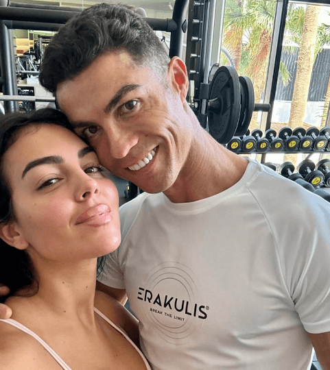 Ronaldo me fjalë unike në ditëlindjen e gruas së tij