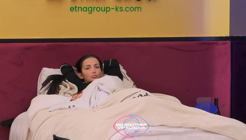 A ka mbaruar gjithçka mes Gjestit dhe Xhenetës? (VIDEO)