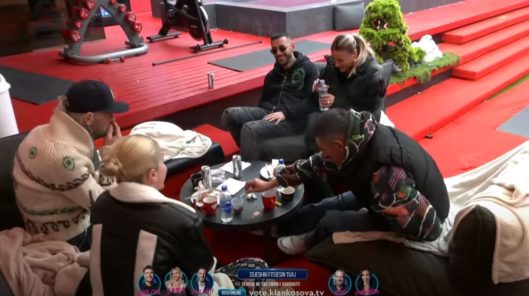 "Tamam si zonjë”, Stresi me shumë lëvdata ndaj Sarës (VIDEO)