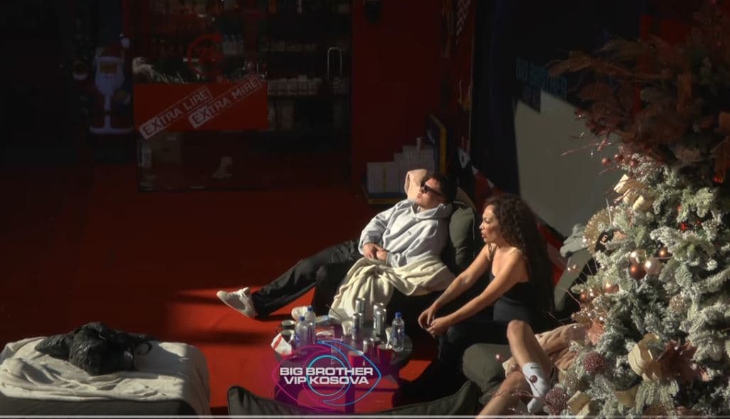 "Horror!"- Rovena, Driloni dhe Leo komentojnë për përplasjen e Xhenetës me Drenushën (VIDEO)