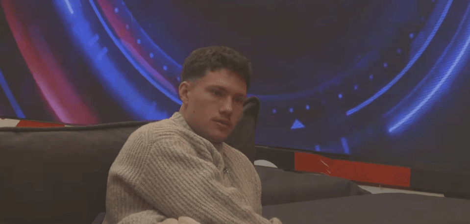 Sara s'e do Drilonin me flokë 'silver'! (VIDEO)