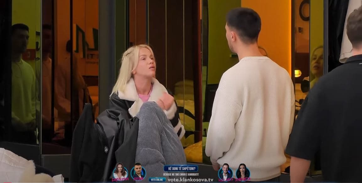 Sara kërkon llogari nga Fitimi për pyetjen e publikut