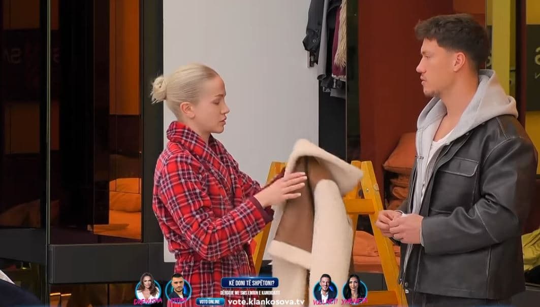 Sara tenton ta qetësoj Drilonin, çfarë i tha për Gresën? (VIDEO)