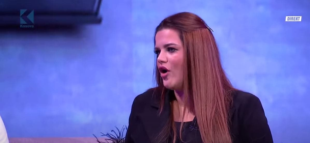 "E zezë dita": A u thye miqësia mes Gresës e Sarës pas dalje nga BBVK3? (VIDEO)