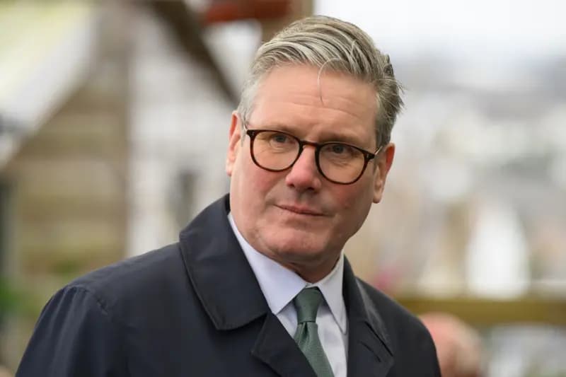 Starmer reagon pas therjeve me thikë: Thellësisht i shqetësuar, lutjet e mia janë me të prekurit