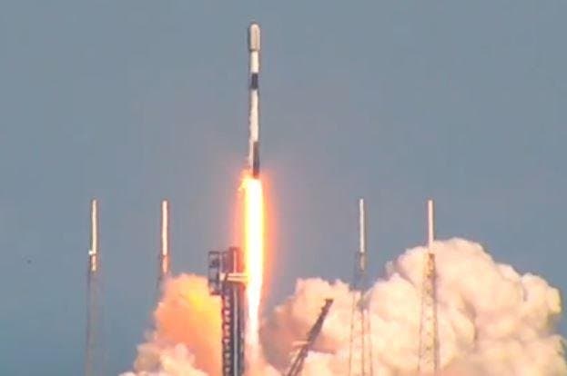 SpaceX nis 21 satelitë të rinj Starlink nga Florida