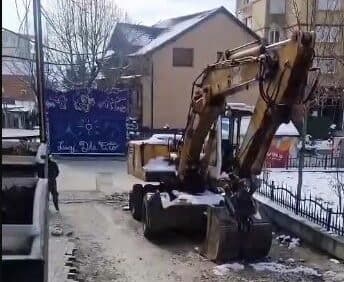 Rruga e mbyllur në Vushtrri shkakton mbylljen e 15 bizneseve s'ka reagim komuna (VIDEO) 