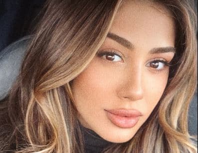Melinda Ademi vjen joshëse në fotografitë e fundit