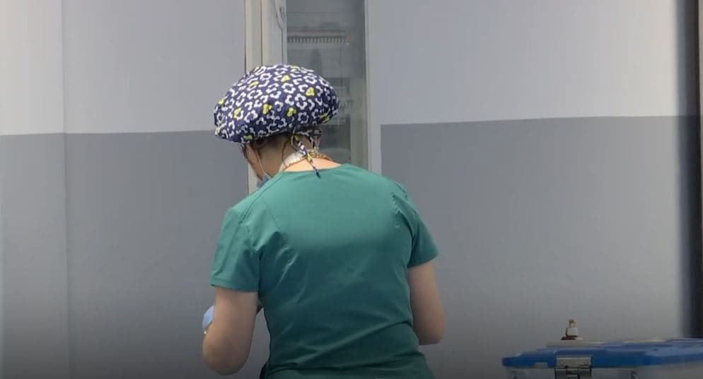 Kriza në Ortopedi: Dështon oferta, QKUK s’i josh anesteziologët (VIDEO)