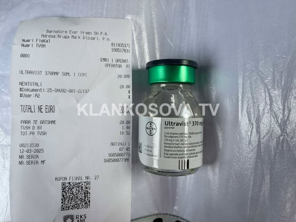 Qytetari ankohet se në QKUK s’ka kontrast, thotë se iu deshtë ta blejë vet (FOTO)