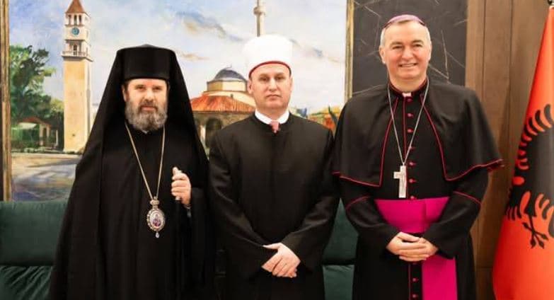 Kryepeshkopi i Kishës Ortodokse Autoqefale të Shqipërisë uron Fitër Bajramin