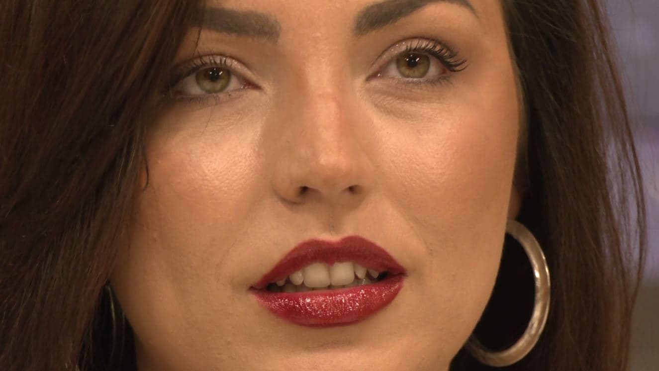 Erika në lëmshin e aurave