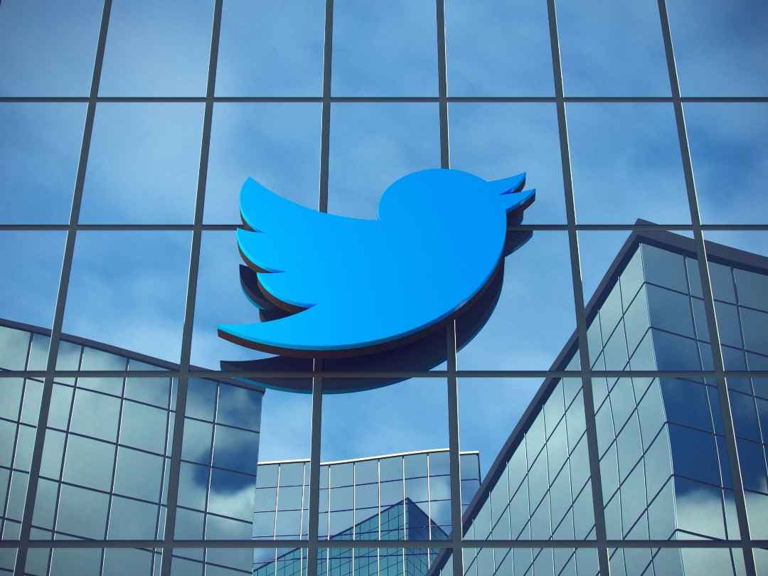 Nxirret në shitje logoja e famshme e Twitter-it