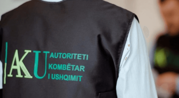 Fruta me pesticide e mish me salmonelë, largohet drejtori i AKU-së në Tiranë