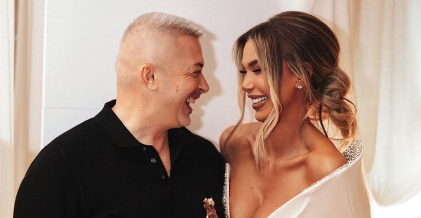 E diel me diell, Adelina Tahiri shfaqet krah bashkëshortit