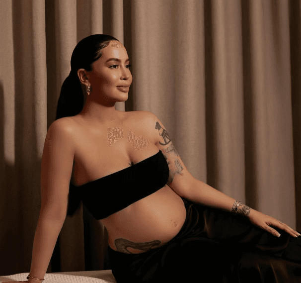 Dafina Zeqiri të shtunën mban koncertin e fundit, së shpejti bëhet nënë