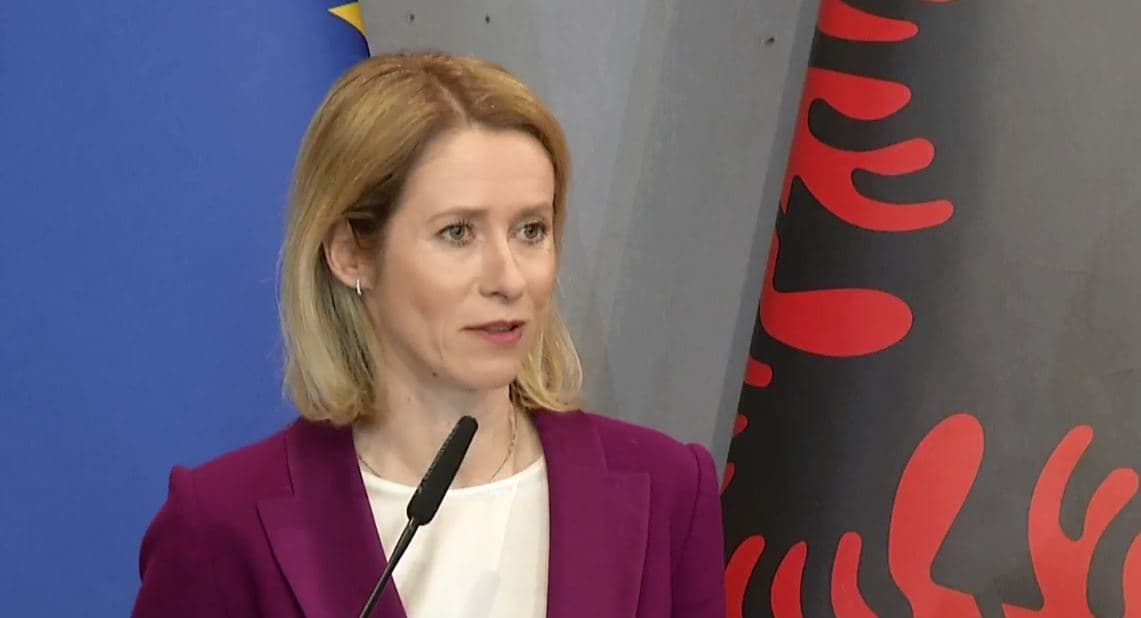 Kallas nga Tirana për dialogun Kosovë-Serbi: S'mund të ketë ecuri pa normalizim të plotë të marrëdhënieve