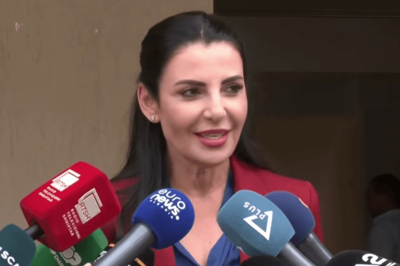 Belinda Balluku hedh votën e saj