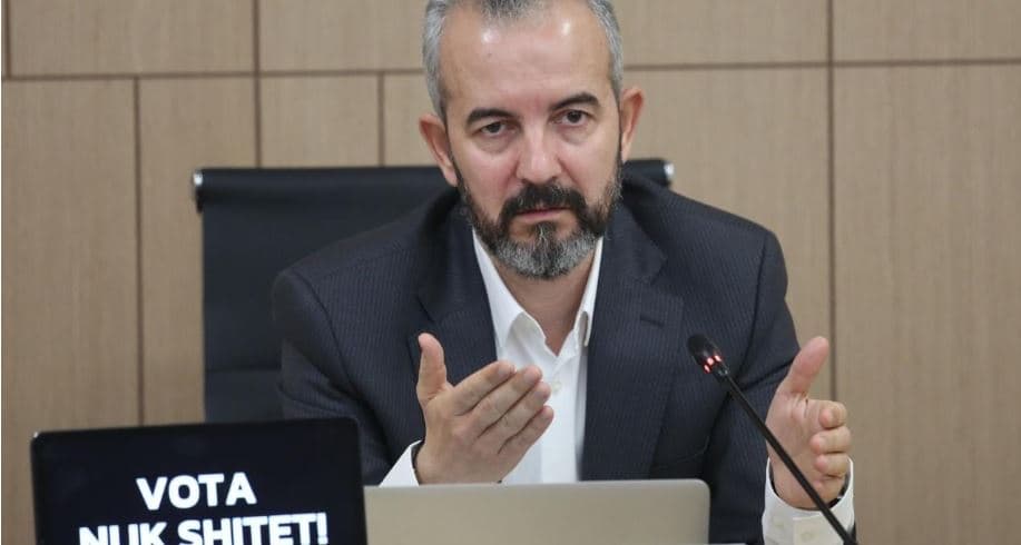 Celibashi: Kandidatët tentojnë të futen në qendrat e votimit, është e ndaluar me Kod Zgjedhor