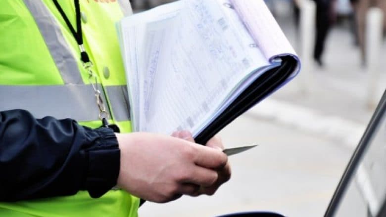 Mbi 2 mijë gjoba e 30 të arrestuar gjatë 24-orëve në vend