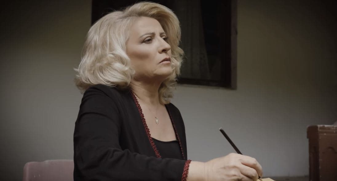 I gjeneruan reklamë me AI, shpërthen Shkurte Fejza: Zoti i vraftë!