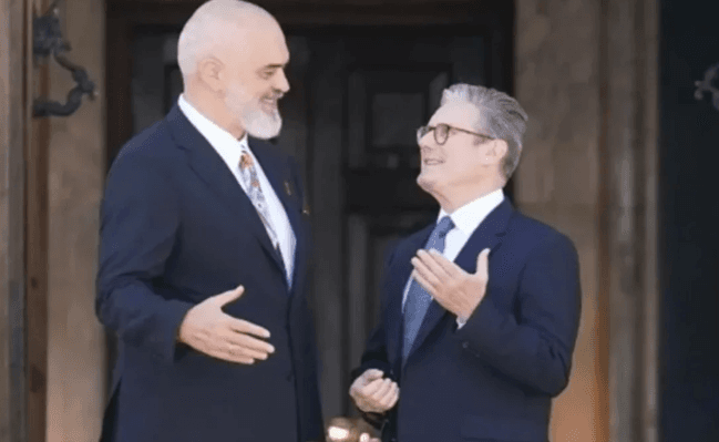 Starmer e uron Ramën për fitoren historike