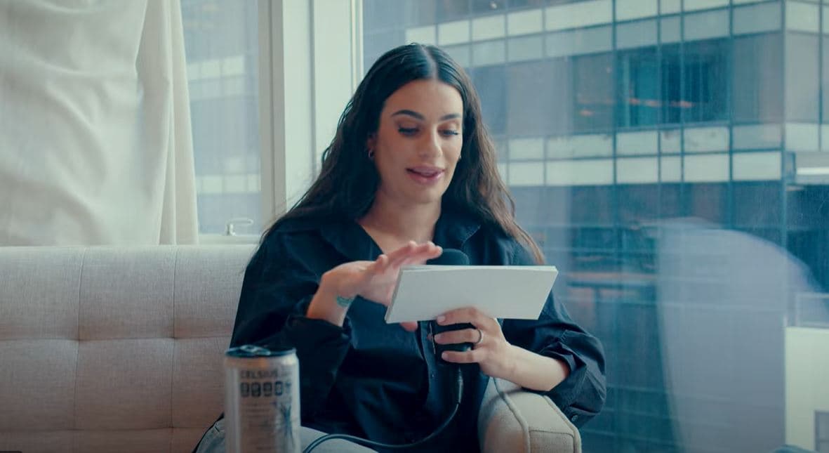 Lea Michele vërteton se di të lexojë (VIDEO)
