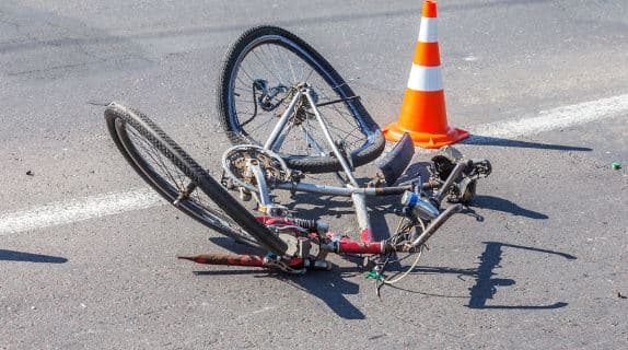 U rrëzua nga biçikleta, vdes 60-vjeçari në Tiranë
