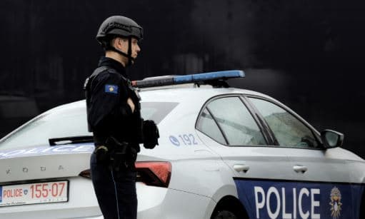 Digjen dy kontejnerë në vlerë prej 36 mijë euro në Skenderaj, në vendngjarje kishte mbishkrime “SRB dhe 4S"