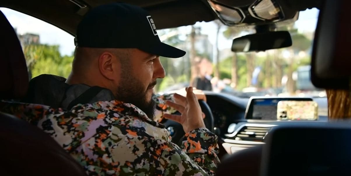 Don Phenom flet për jetën personale: Tri gjërat kryesore janë Zoti, familja dhe shoqëria (VIDEO)