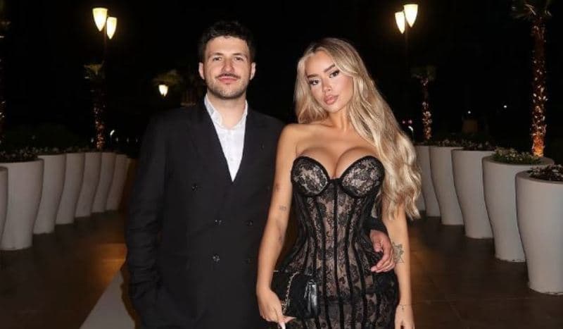 Festa Qoqaj me fjalë dashurie për partnerin e saj