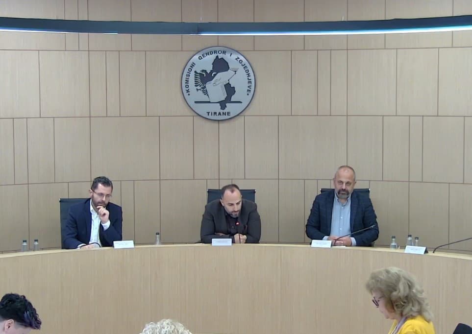 Merret vendimi, qarku i Tiranës shkon në rinumërim