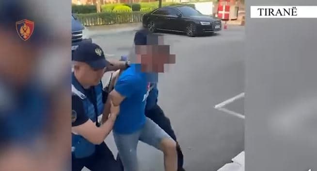 Vodhi rreth 10 mijë euro, arrestohet pas dy vjetëve 42-vjeçari në Tiranë