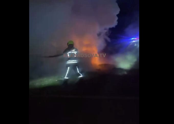 Pamje nga aksidenti me fatalitet në Pavlan të Pejës (VIDEO)