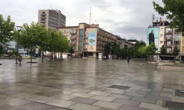 Tre të arrestuar për kanosje në Prishtinë, sekuestrohen edhe armë