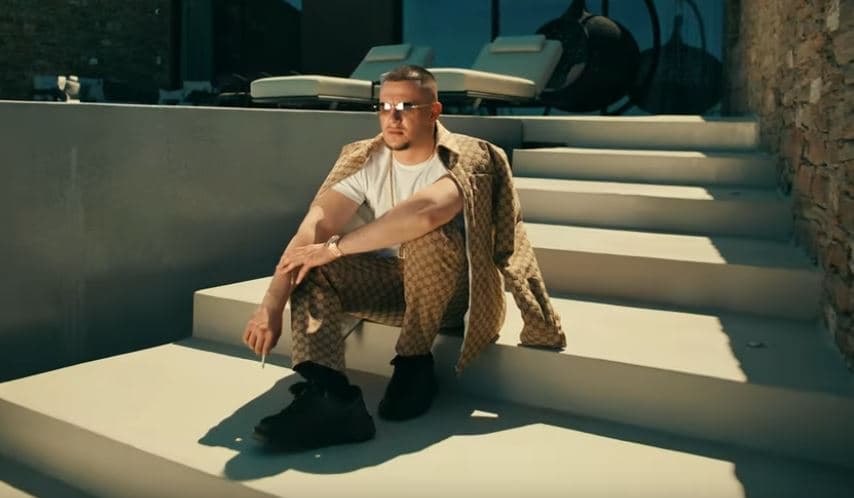 Don Xhoni publikon "Don ti" (VIDEO)