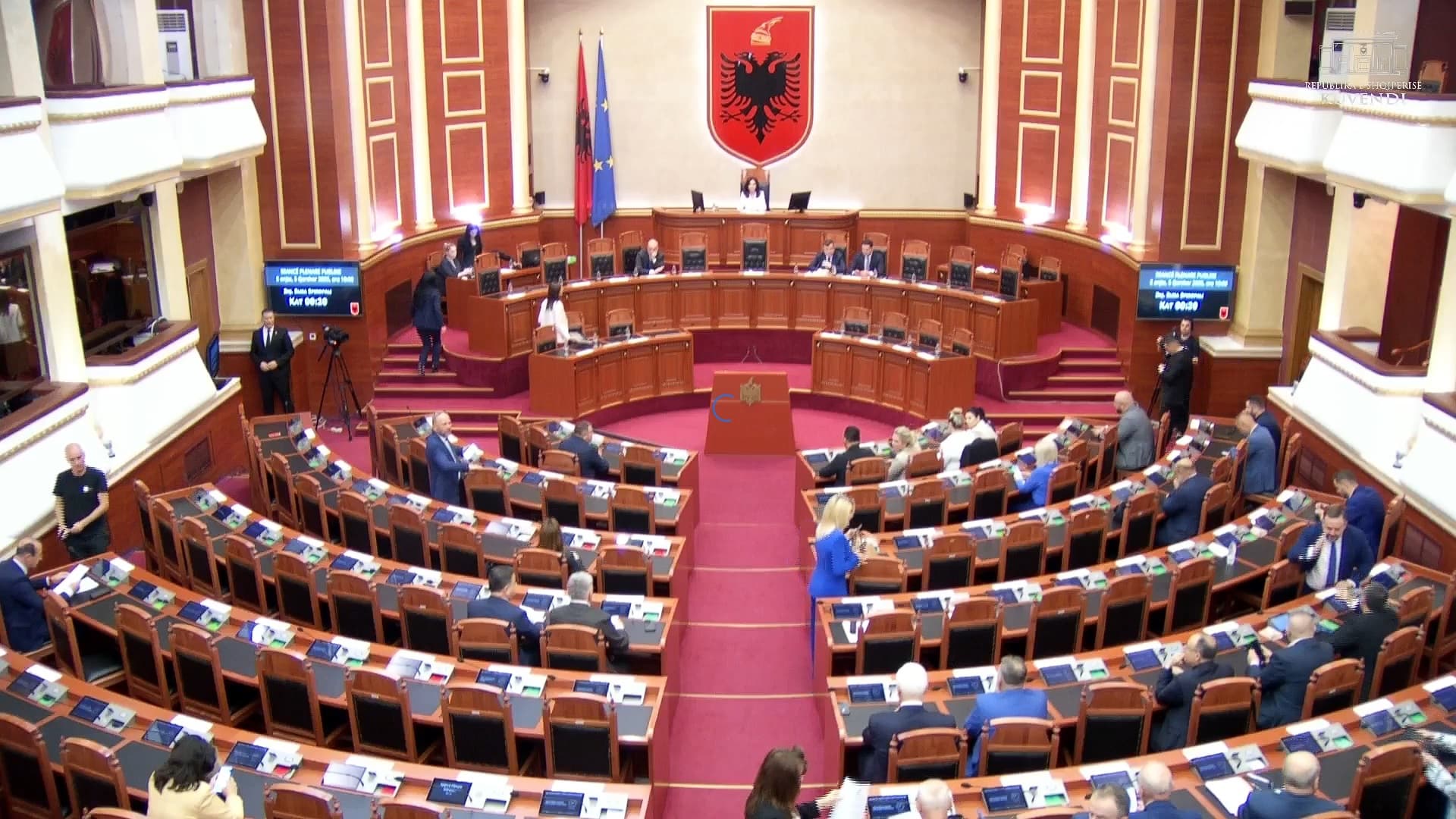 Parlamenti i Shqipërisë miraton ndryshimet në buxhetin 2025 dhe marrëveshjen e sigurisë me Ukrainën