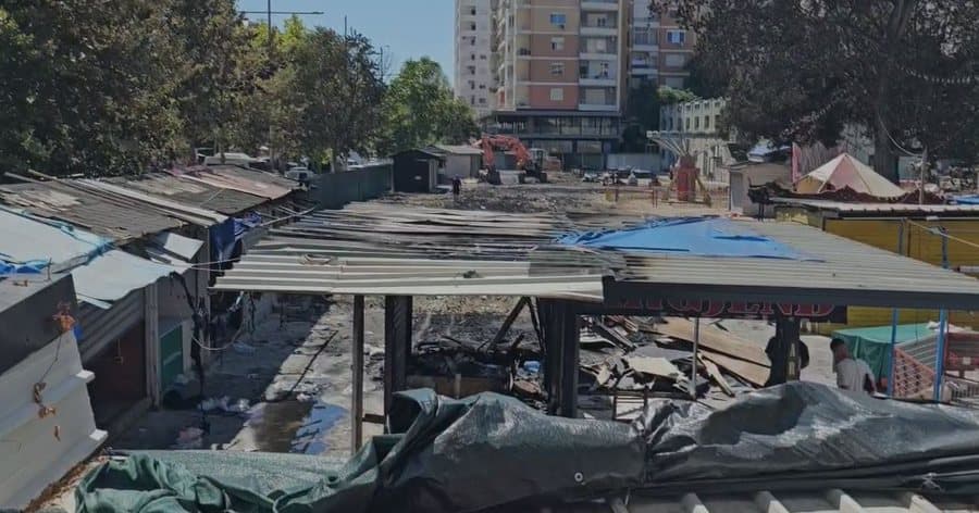Nisin hetimet për zjarrin që përfshiu tregun industrial në Durrës
