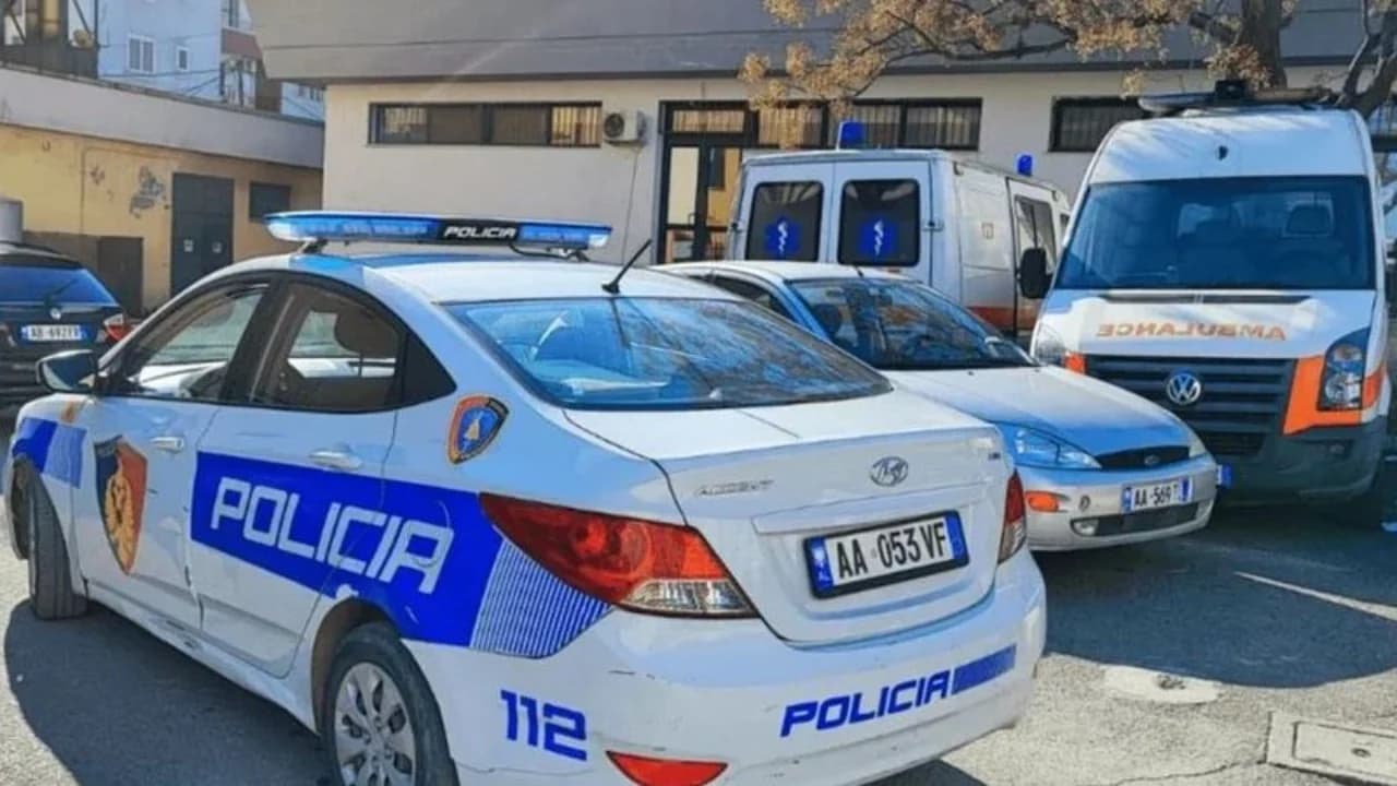 26-vjeçarja në Fier mbyt babanë me tel dhe e kallëzon në polici si aksidentale, u ndihmua nga e ëma