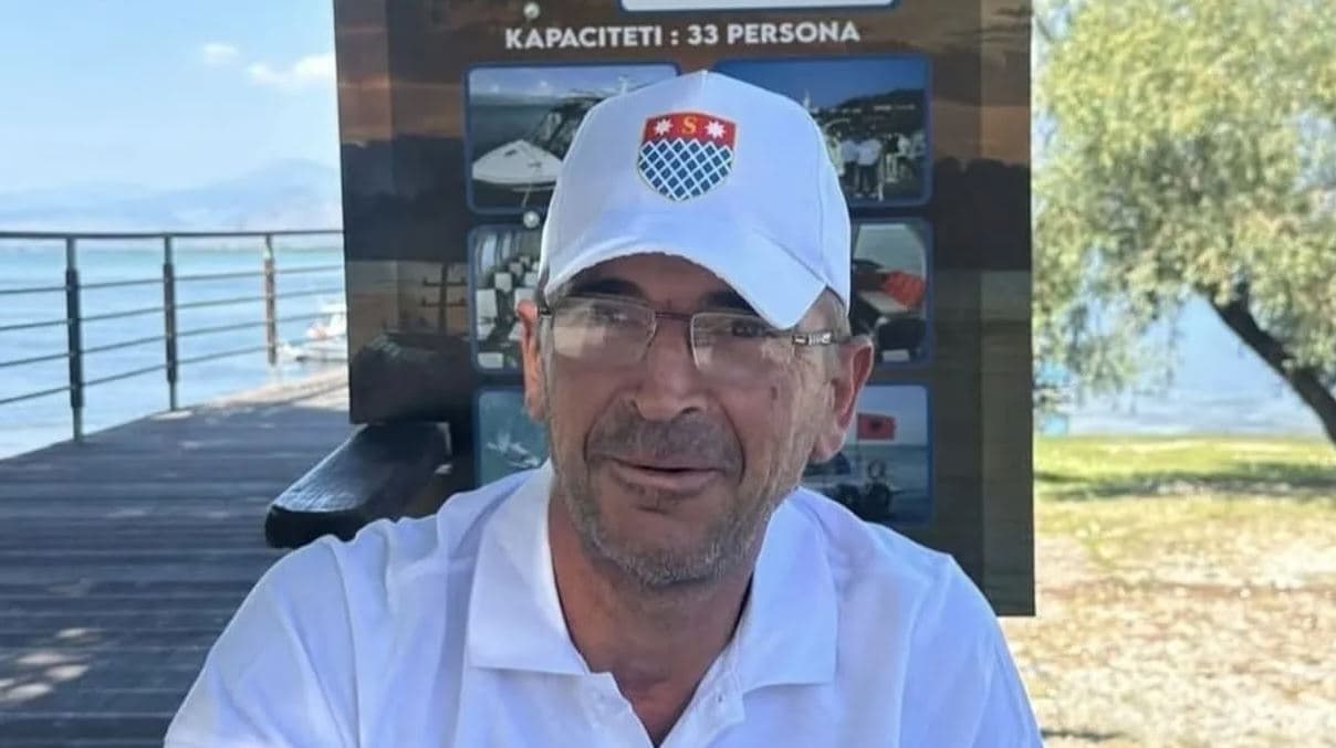 I jepet lamtumira e fundit kapitenit që vdiq duke shpëtuar dy turistë në Shkodër